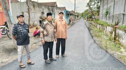 proyek-jalan-hotmix-di-desa-sumberjo-jombang