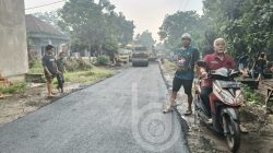 pembangunan-jalan-desa-mayangan-di-jombang-jatim