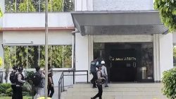 Polisi Geledah Kantor PT Barata Indonesia di Gresik Terkait Korupsi Proyek PG Asembagus Situbondo