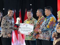 Dinilai Berhasil Trunkan Penganggura, Pemkab Jombang Raih Penghargaan dan Insentif Rp 1 Miliar