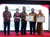 Harganas ke 33 : Bupati Warsubi dan Ketua TP PKK Jombang Mendapat Piagam Penghargaan dari BKKBN RI