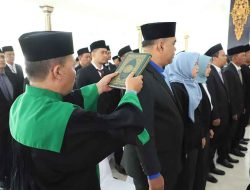 Bupati Warsubi Resmi Lantik 81 Pejabat Pemkab Jombang