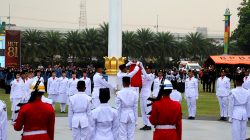 Upacara Penurunan Bendera : Paskibraka Jombang Tunaikan Tugas Dengan Baik