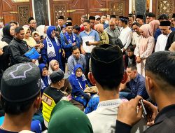 Pemberangkatan Ratusan Jemaah Umrah di Jombang Ricuh Akibat Travel Ingkar Janji