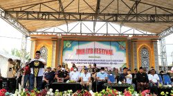 acara_grebek_tahu_bapang_di_sumbermulyo-jombabang- (1) acara_grebek_tahu_bapang_di_sumbermulyo-jombabang- (1)
