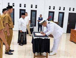 Disaksikan Forkopimcam, Kades Senden Jombang Resmi Lantik Kasun Nglawan