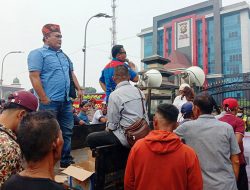 Tuntut Bripda HPW Pelaku Asusila Dipecat, Ratusan Massa Asal PALI Kepung Polda Sumsel