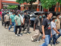 Polisi Tetapkan 24 Tersangka Kasus Bentrokan Debt Collector vs Warga di Kudus